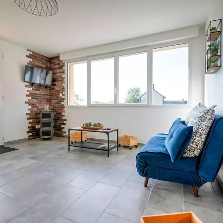 Spacious Farmhouse In With Garden Feriehus *