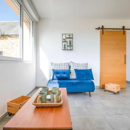 Spacious Farmhouse In With Garden Feriehus *