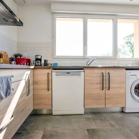 Spacious Farmhouse In With Garden Feriehus *